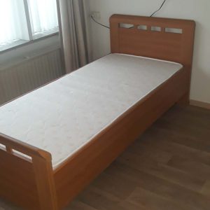 Donker beuken bed incl. matras