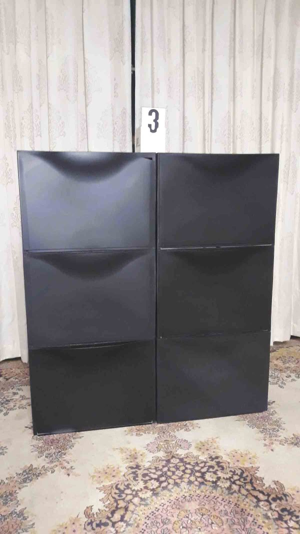 Zwart plastic schoenenkast