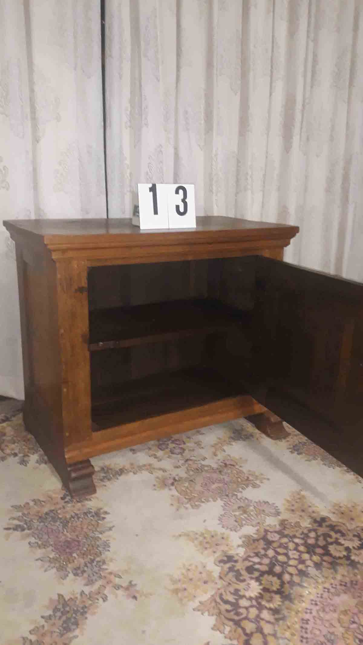 Donker eiken tv-kast met deur - Afbeelding 4