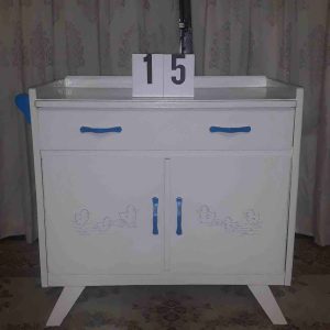 Witte commode
